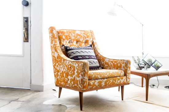 découvrez notre collection de canapés élégants et confortables, parfaits pour tous les styles de décoration. transformez votre salon avec nos modèles variés qui allient design moderne et confort ultime.