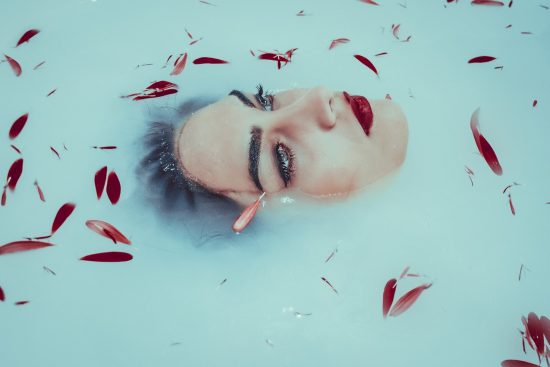 découvrez nos superbes baignoires qui allient design moderne et confort exceptionnel. transformez votre salle de bain en un oasis de bien-être avec nos modèles variés, adaptés à tous les styles et besoins.
