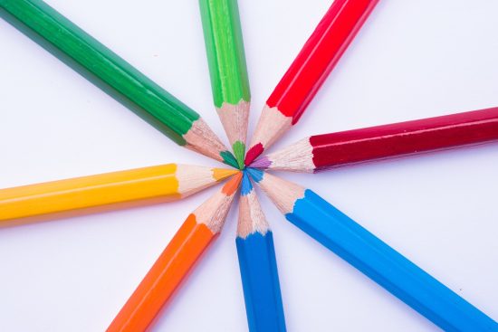 découvrez notre outil de sélection de couleurs intuitif qui vous permet de personnaliser vos projets facilement. explorez une palette variée et trouvez la teinte parfaite pour donner vie à vos idées créatives.