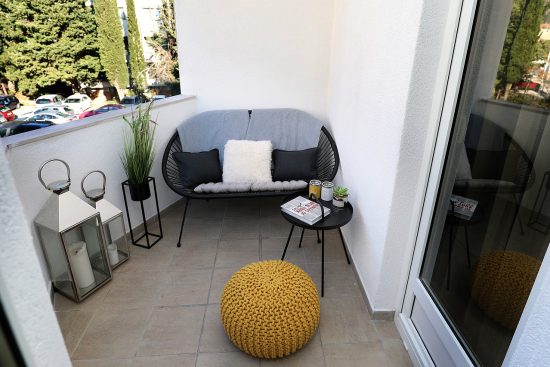 découvrez des idées inspirantes pour la décoration de votre terrasse, alliant style et confort. transformez votre espace extérieur en un havre de paix avec des conseils pratiques et des astuces de design.